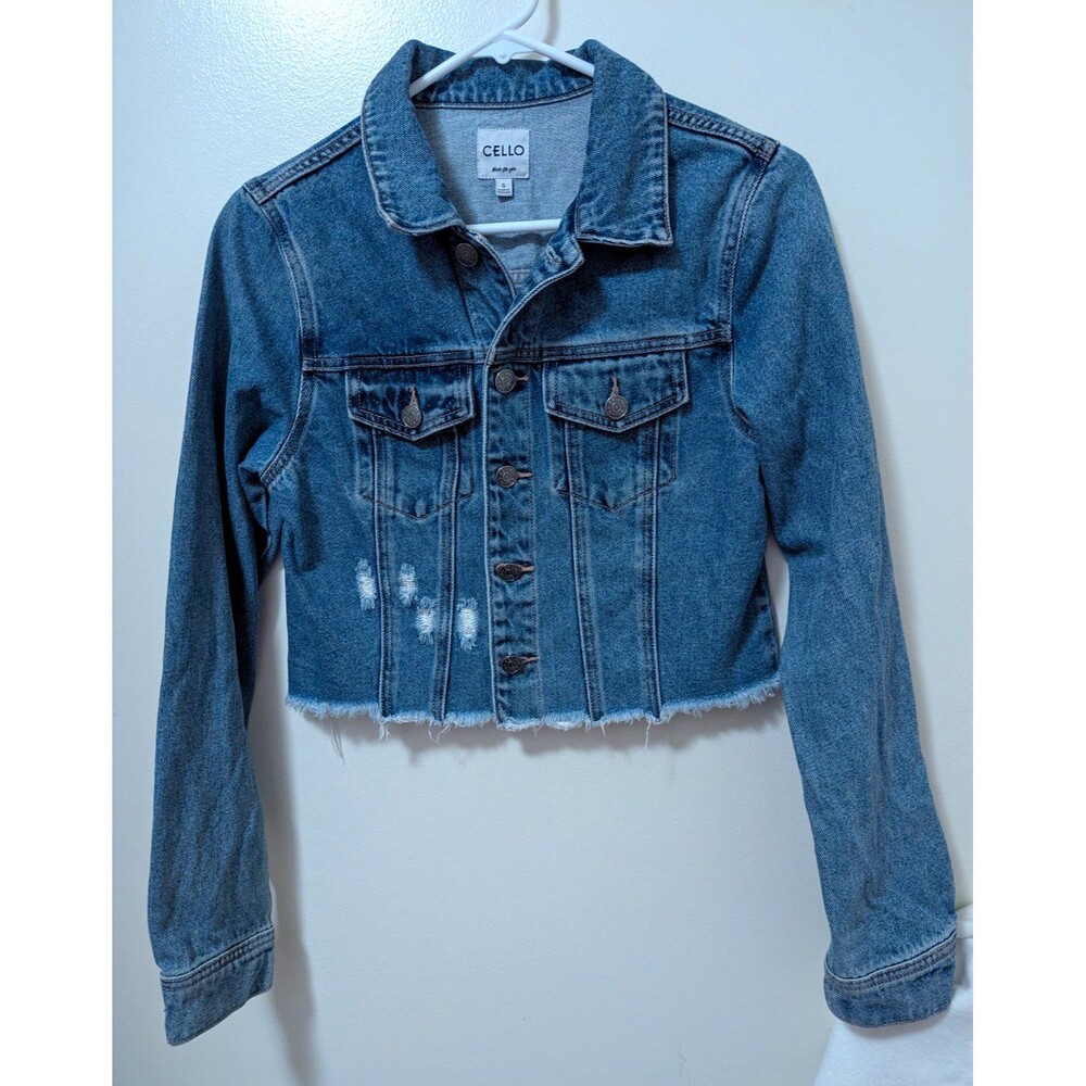 CELLO Women’s Cropped Distressed Blue Denim Jean Jacket Size S Fringe Raw Hem